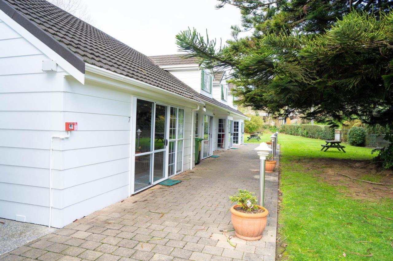 Bucket Tree Lodge Tawa Exterior photo